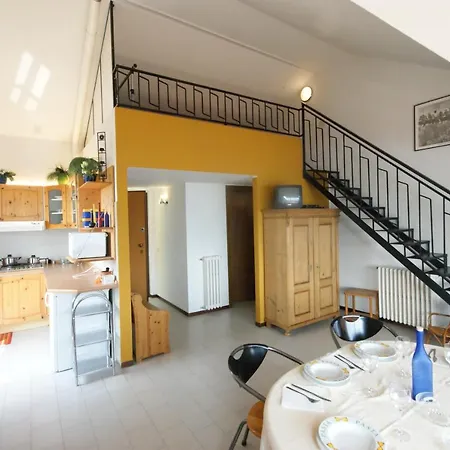 Orizzonte Apartment *